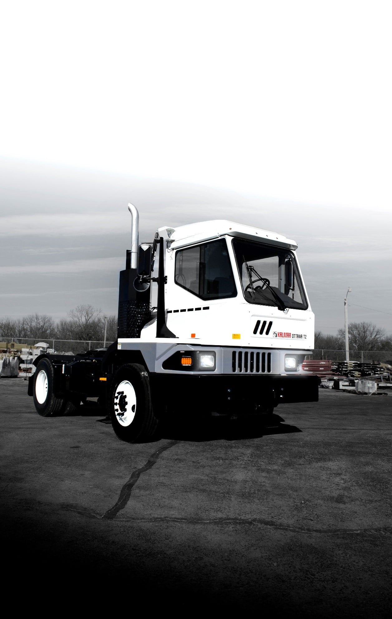 Kalmar Ottawa Truck side